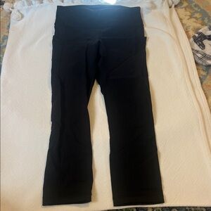 size 4 lululemon capri leggings